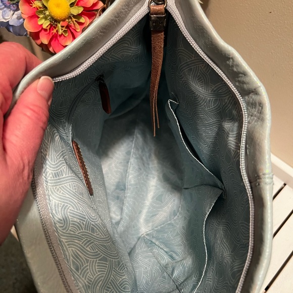 The Sak Leather Shoulder Bag - Picture 11 of 16